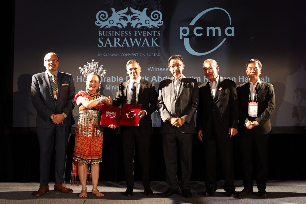 Photo of Business Events Sarawak delegation with PCMA CEO Sherrif Karamat at Convening Leaders 2020. Photo by Jacob Slaton.
