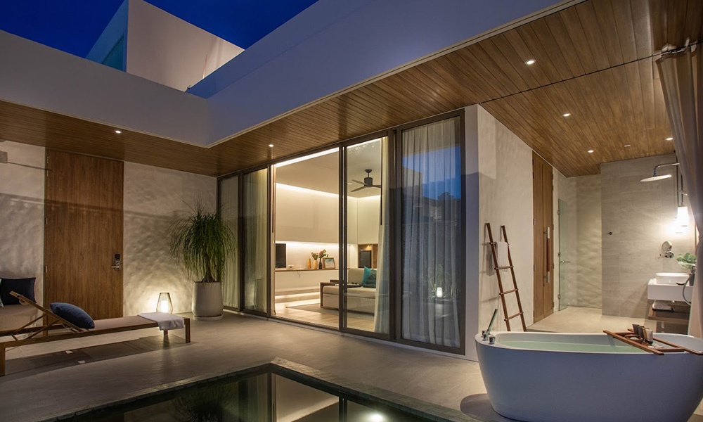 Meliá Phuket Mai Khao is now open. Image here shows private pool and outdoor bathrub of first floor private villa. Image courtesy of Meliá Hotels & Resorts.